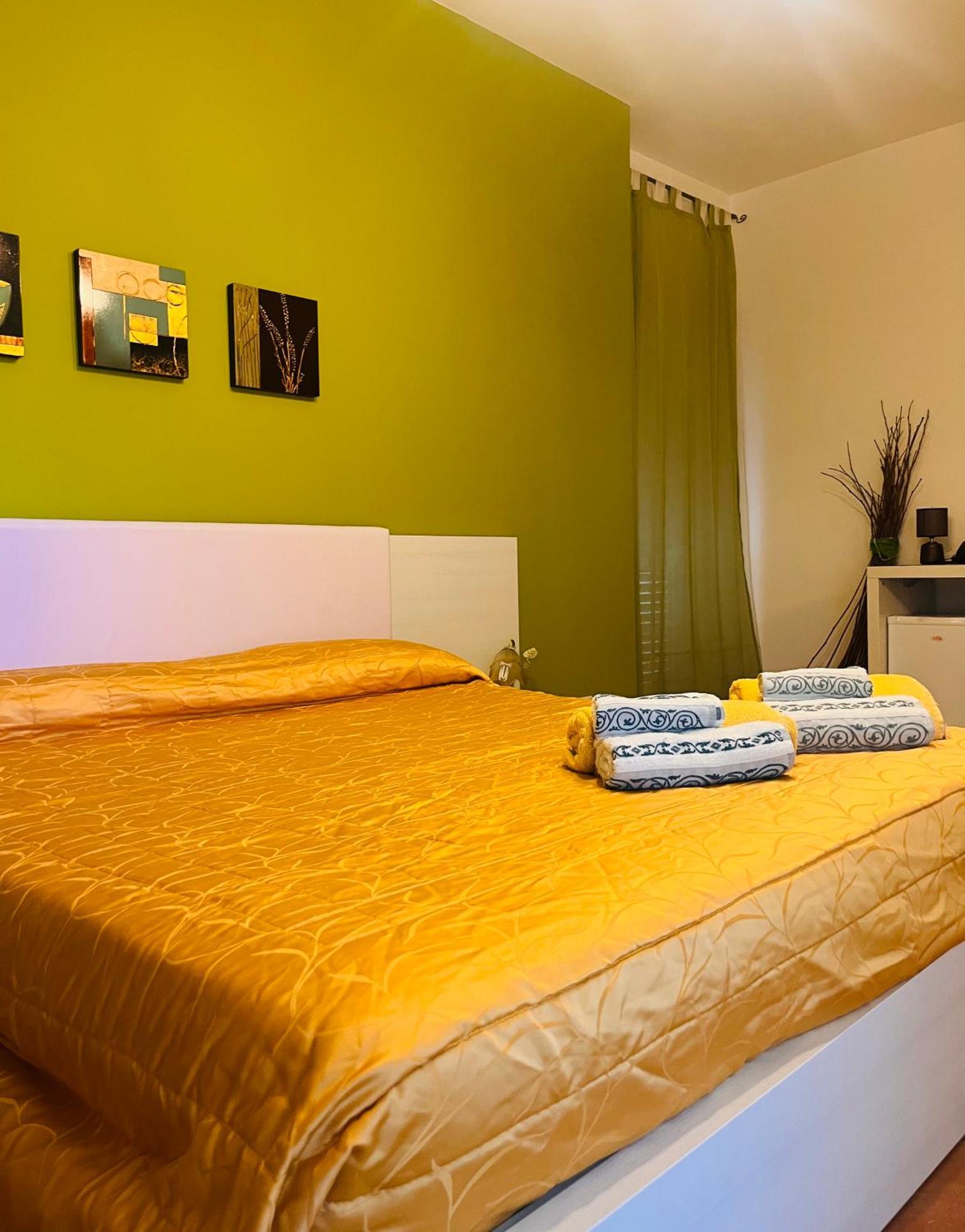 Ciuscia Bed and Breakfast Calatabiano Exteriör bild