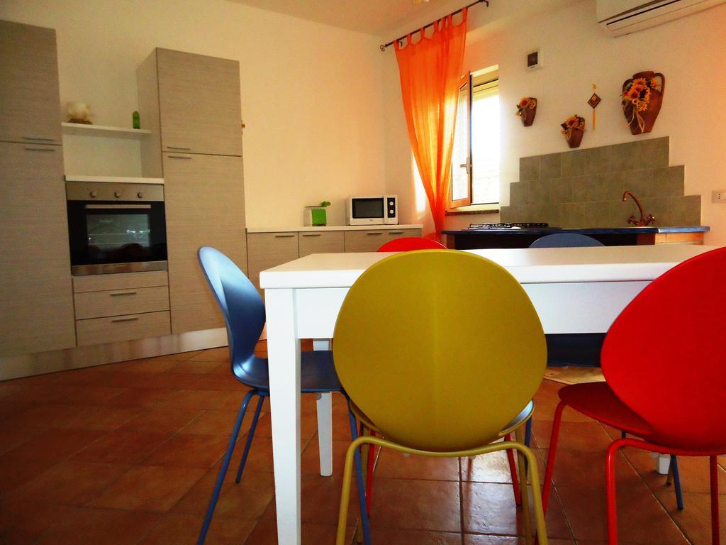 Ciuscia Bed and Breakfast Calatabiano Exteriör bild